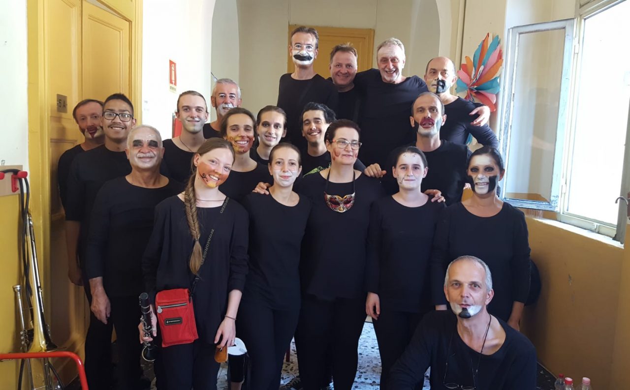 La banda di Cesano sul set con Jennifer Aniston