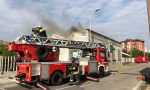 Incendio in un capannone dismesso: in corso verifiche per l'amianto FOTO VIDEO