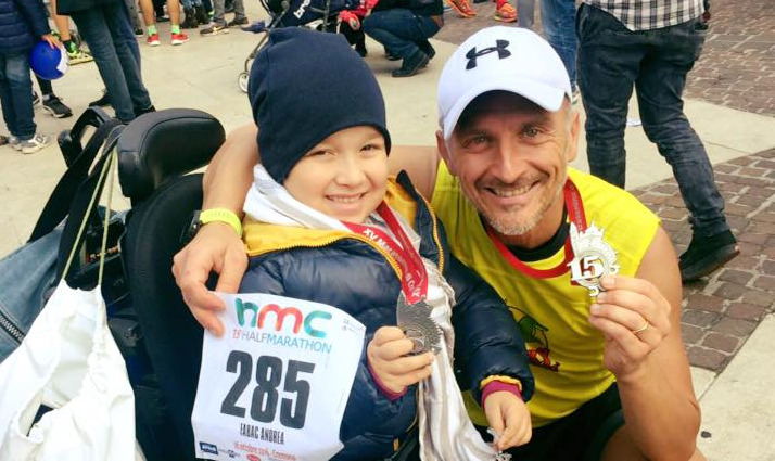 Un’onda gialla è pronta a spingere il piccolo Ricky