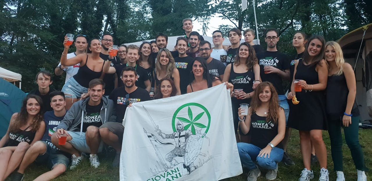 Il raduno di Pontida compatta il popolo leghista TUTTE LE FOTO