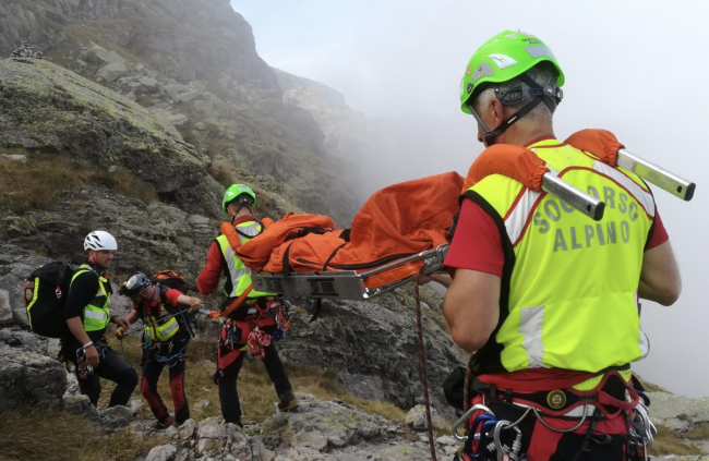 Donna di Monza tratta in salvo dal Soccorso alpino
