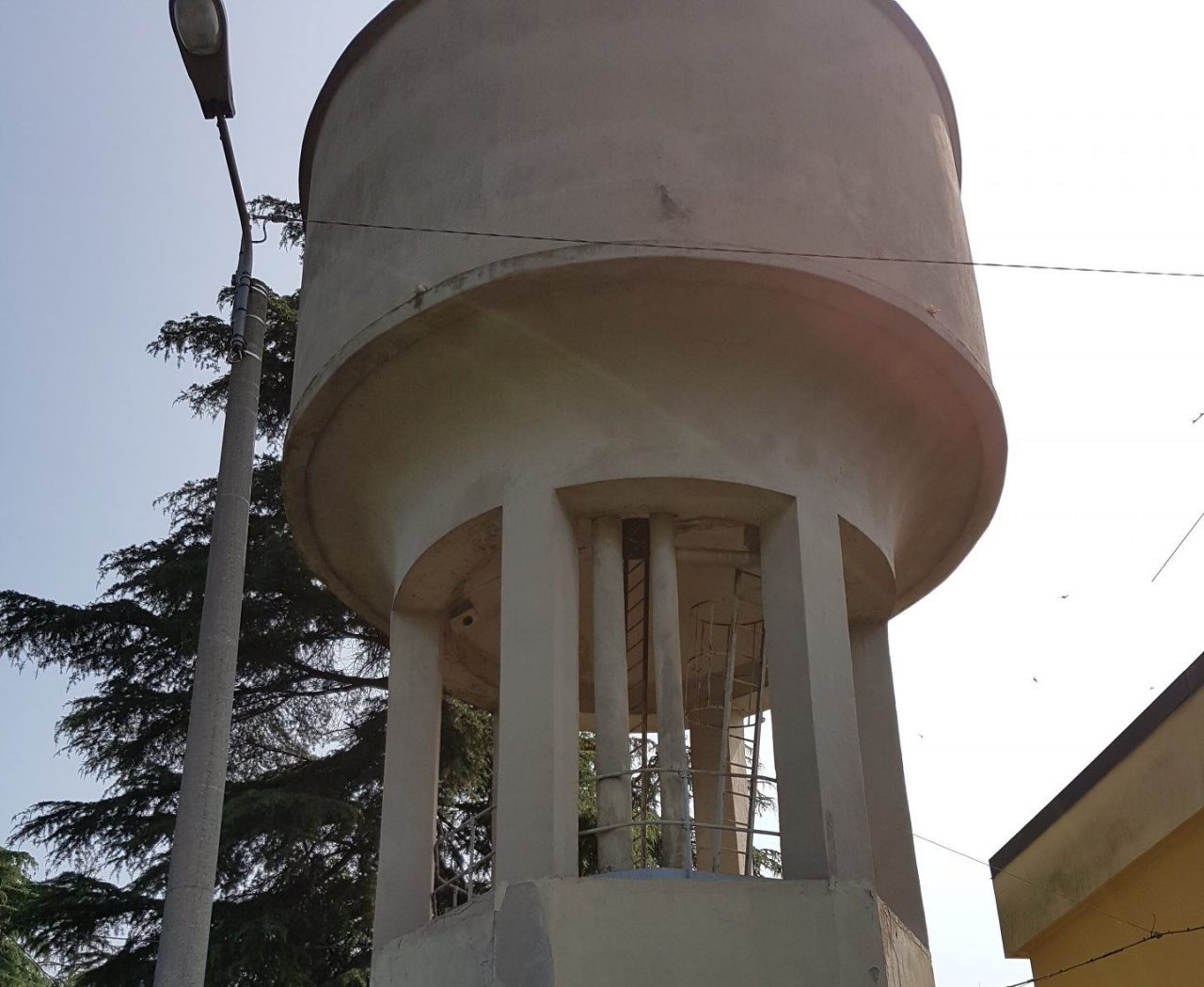 Barlassina: entro fine mese al via la demolizione della torre dell’acquedotto