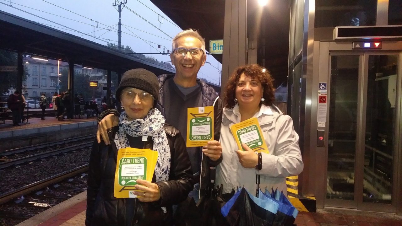 Seveso, il Pd in stazione per protestare contro il “Caro Treno”