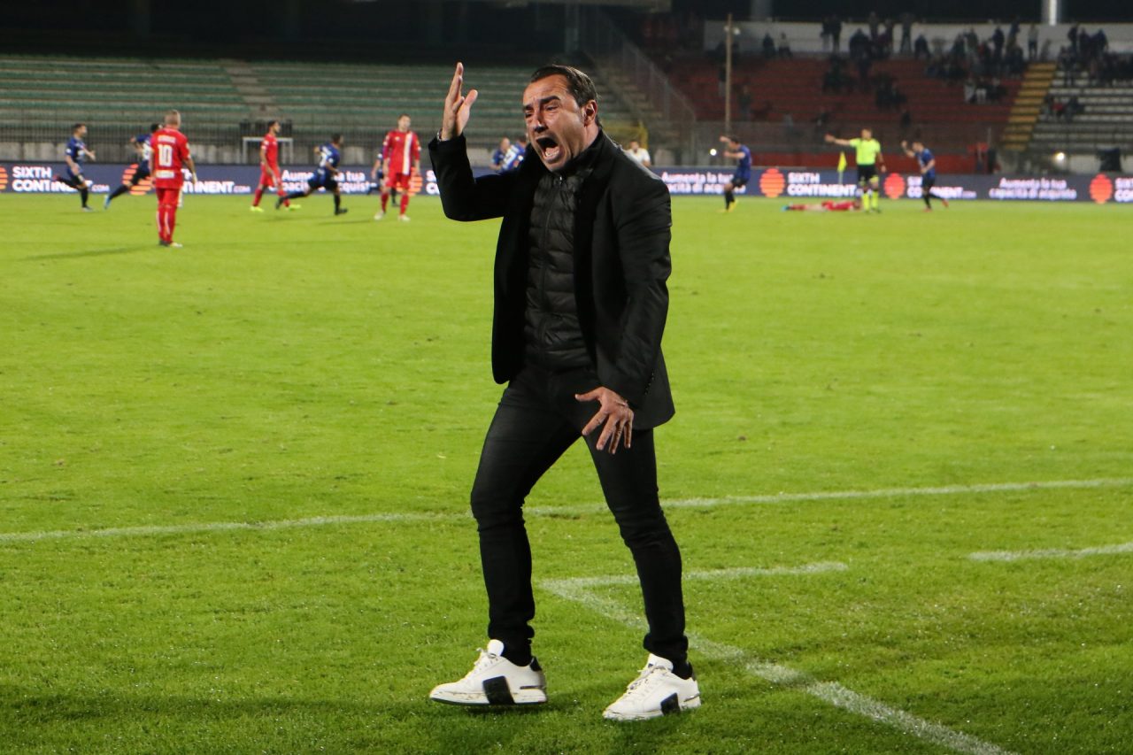 Monza-Renate la partita in diretta. Finisce 2 a 2: biancorossi stregati dalle pantere in pieno recupero