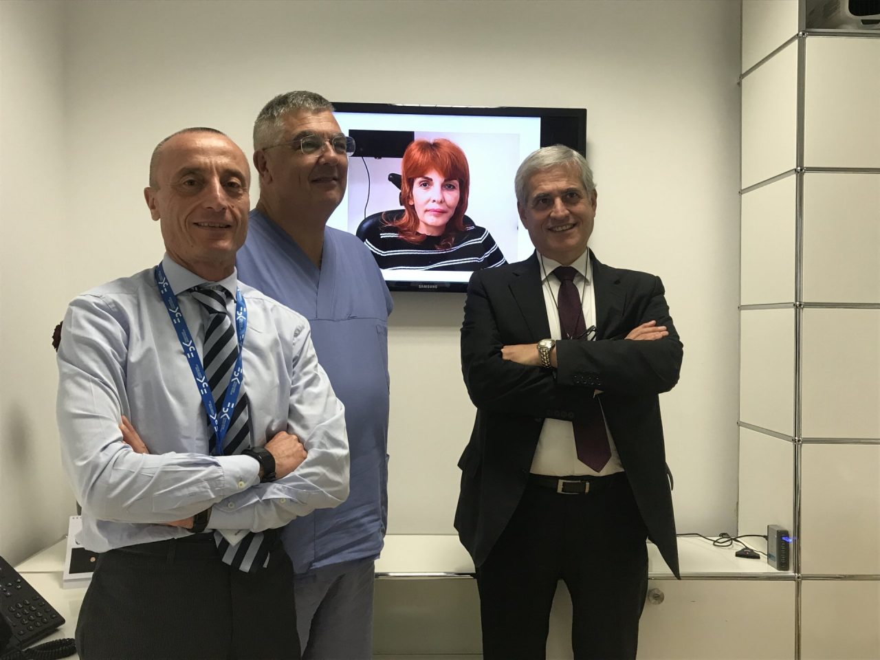 Ricostruiscono la bocca a una donna e le salvano la vita