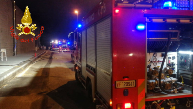 Monticello Spa, incendio nella notte