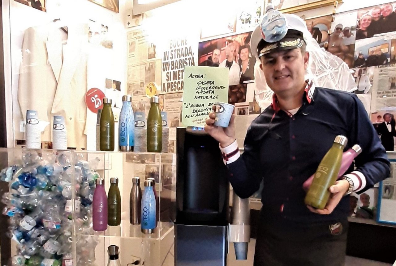 Acqua gratis nel bar plastic free
