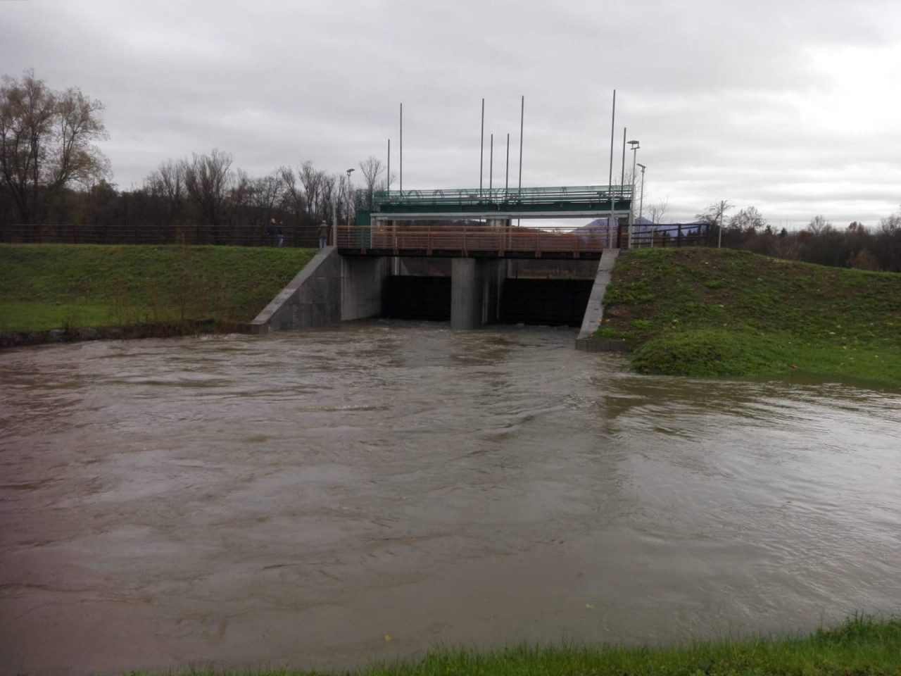 Maltempo, la diga delle Fornaci salva la Valle del Lambro
