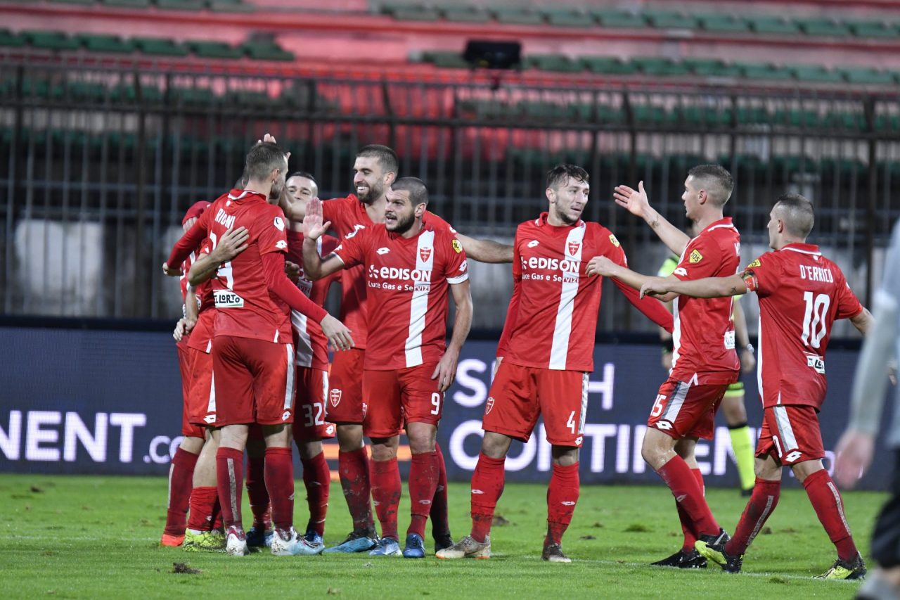 Monza-Alessandria la partita in diretta, i biancorossi affondano l’Alessandria con due reti nella ripresa