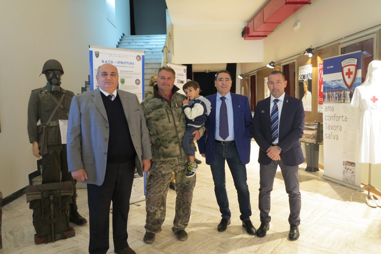 4 Novembre, mostra delle uniformi e programma