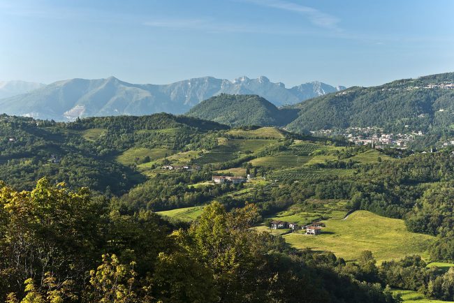 Montevecchia e Valle del Curone: nel fine settimana chiudono le strade e arrivano le navette
