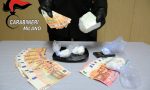 Quattro etti di cocaina in casa e un "tesoretto" in contanti: arrestato FOTO