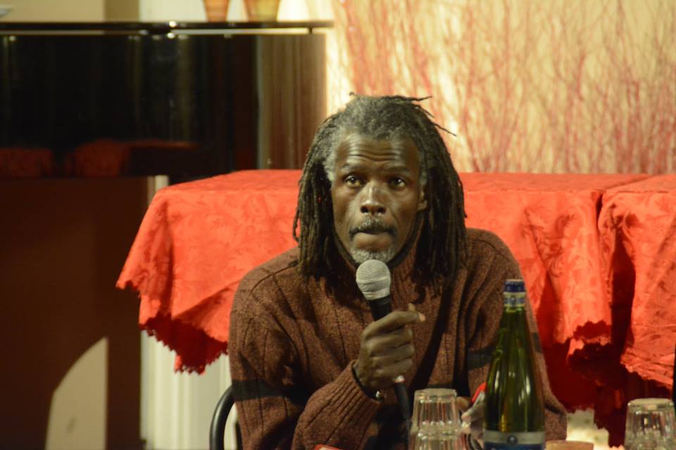 A Carate domenica “Odissea nera”, di e con Mohamed Ba
