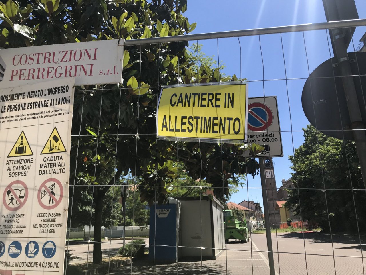 Alta concentrazione di rame nel terreno: si fermano i lavori per la nuova piazza di Agrate