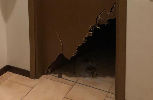 Raid vandalico contro la sede delle associazioni di Cavenago