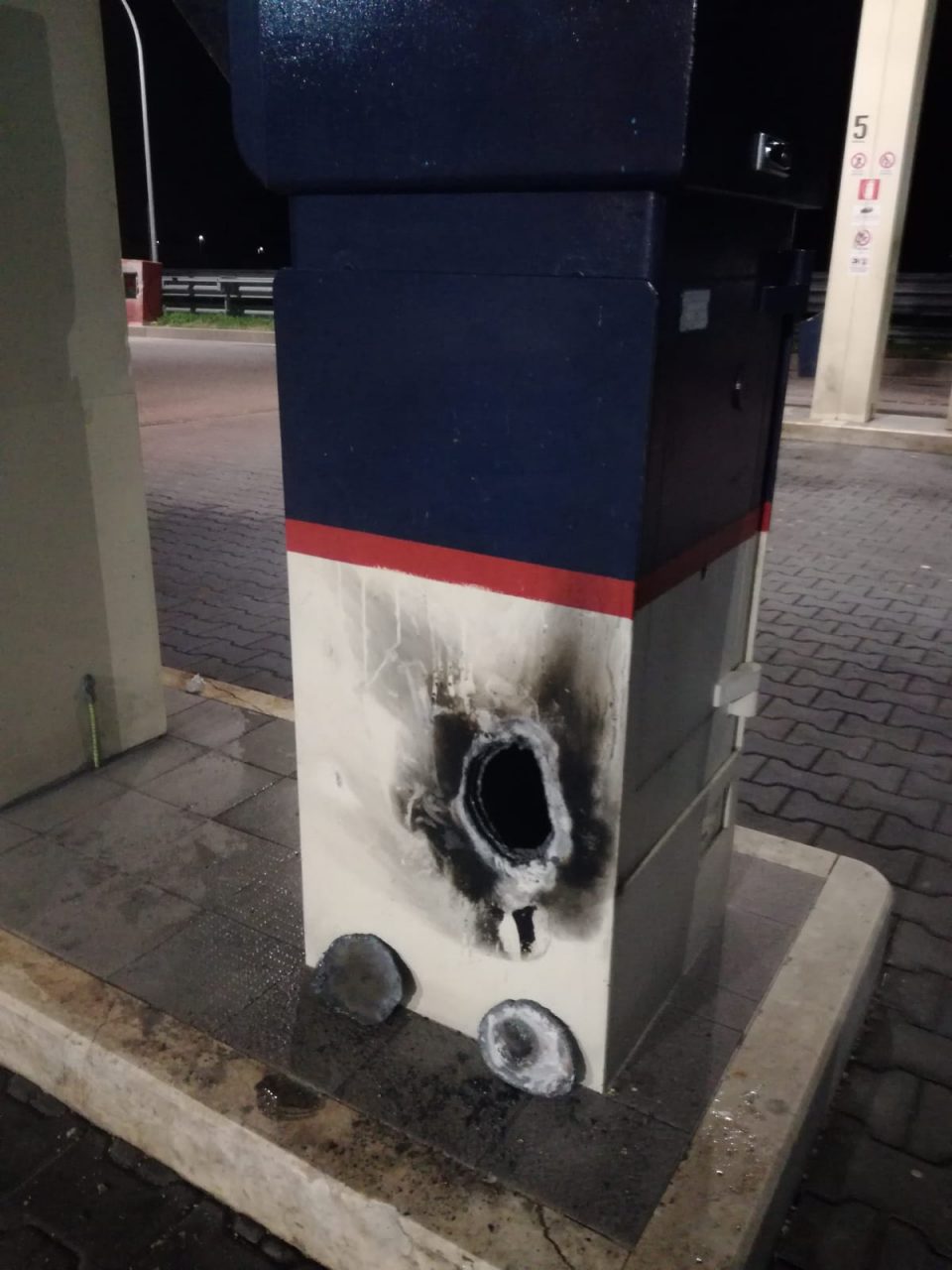 Verano, assalto al distributore di benzina in Valassina