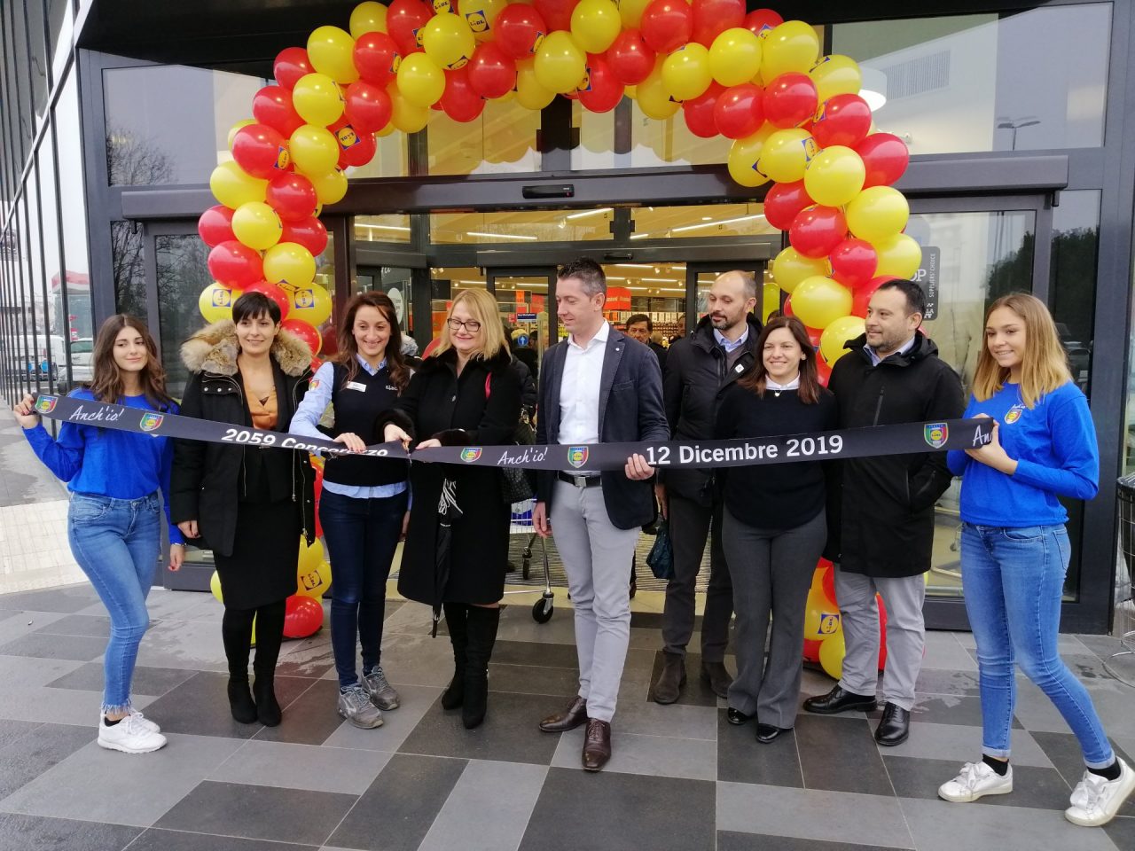 Taglio del nastro per il “Lidl” di Concorezzo