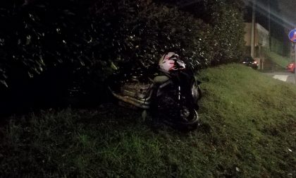 Incidente all'incrocio, gravissimo un centauro FOTO