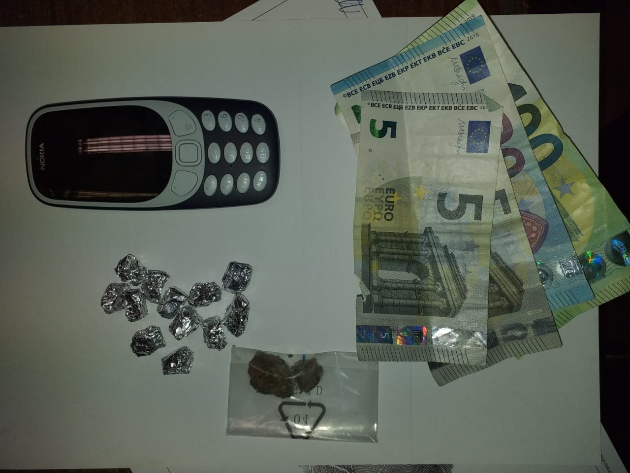 Con la droga in albergo arrestato 68enne