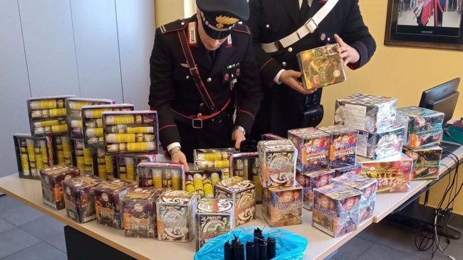 Botti di Capodanno: maxi sequestro della Finanza in Lombardia VIDEO
