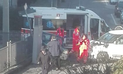 Incidente stradale tra via Caglio e via Centemero, attimi di paura ad Arcore