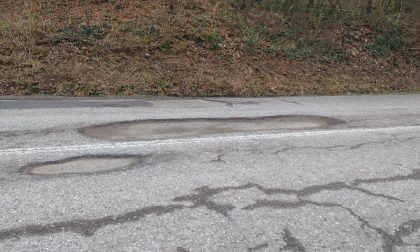 L'asfalto è un groviera tra Agliate e Briosco