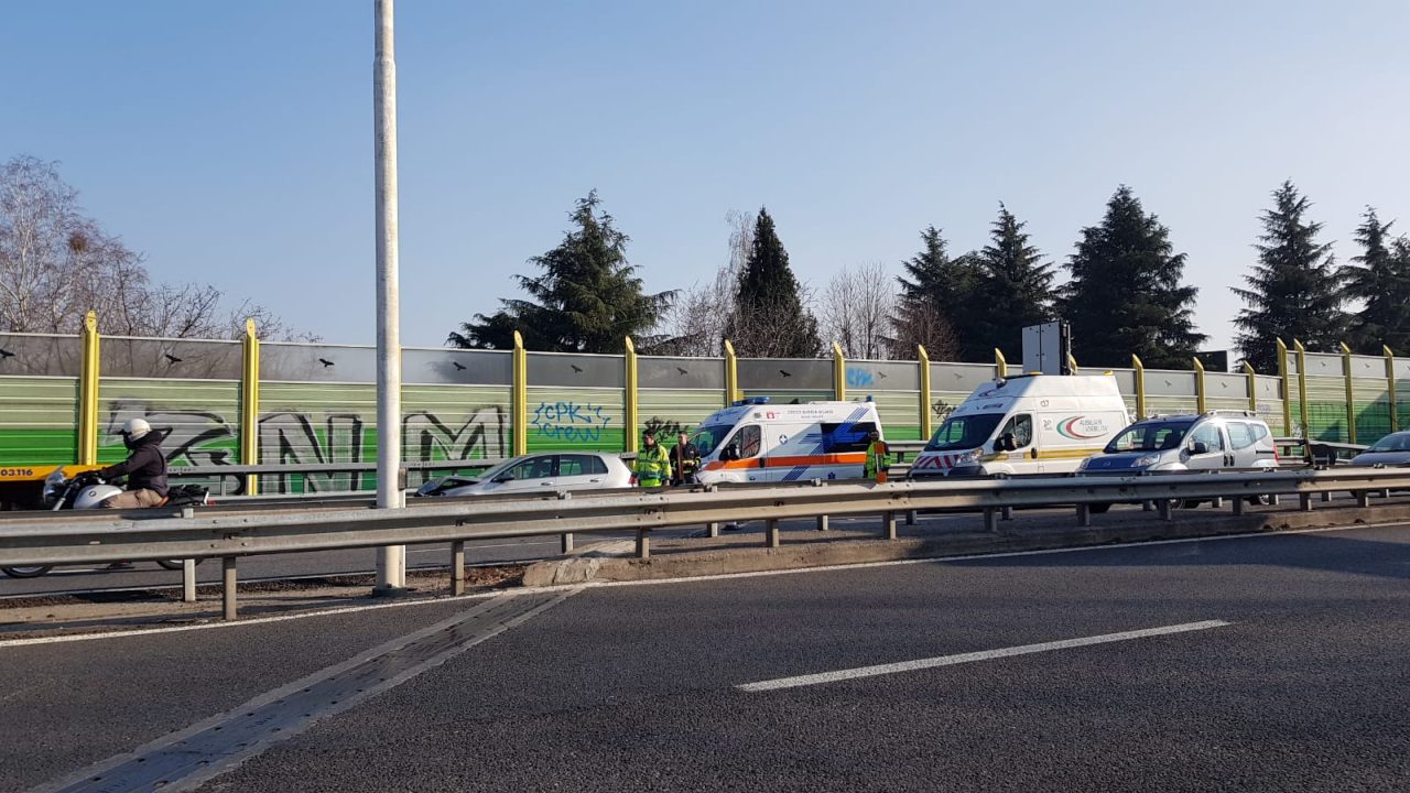 Incidente all’uscita di Carnate, Tangenziale bloccata