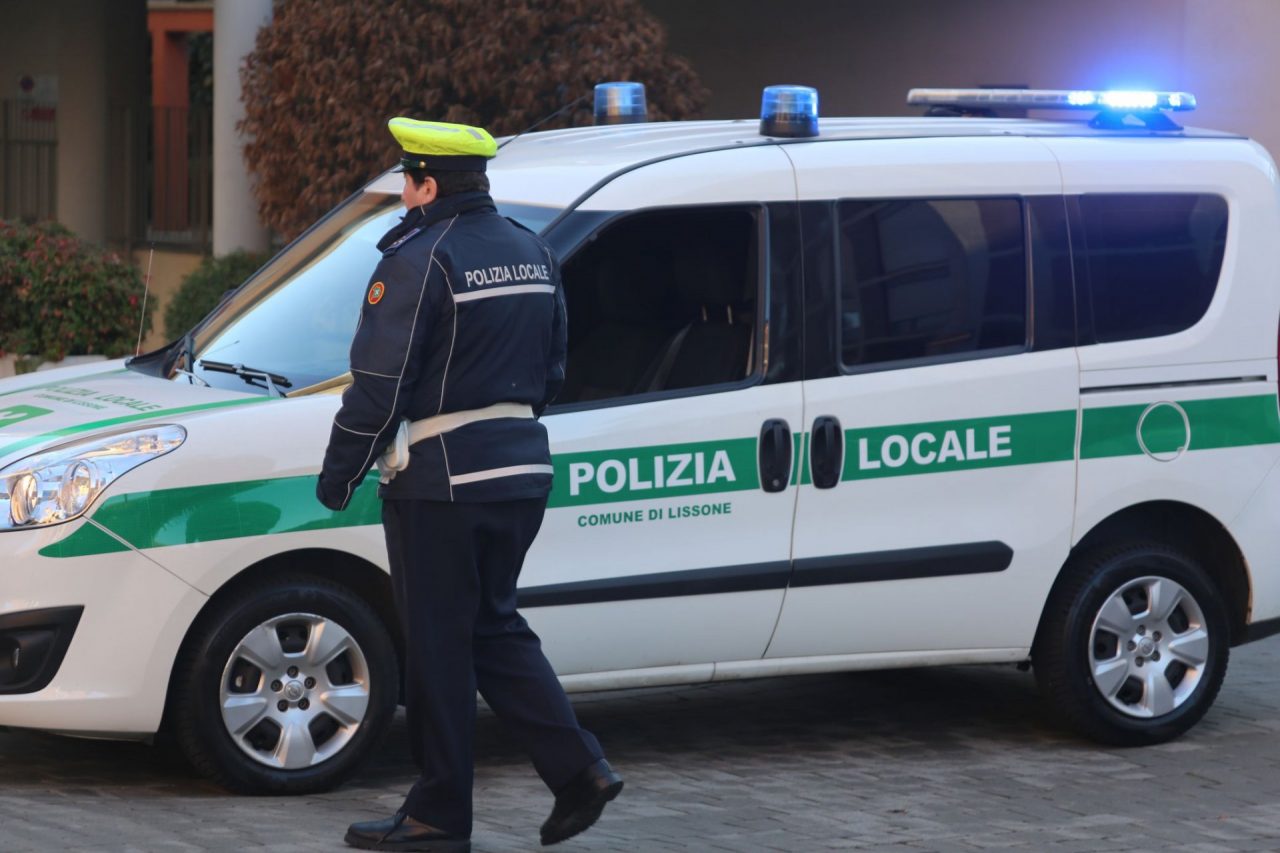Accampamento e scarichi non a norma: chiesto il ripristino dei luoghi