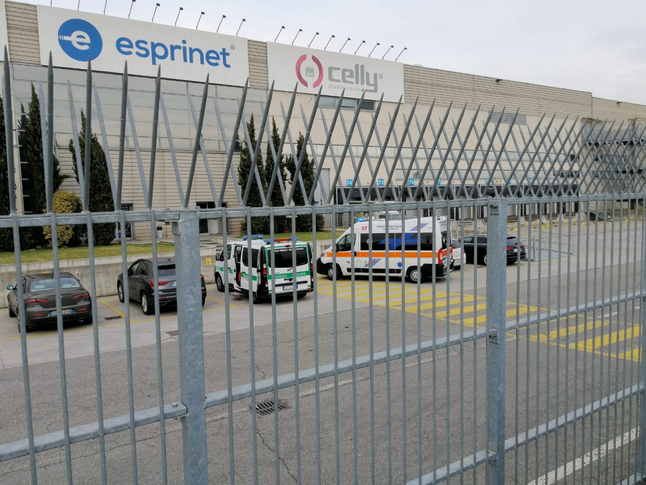 Cavenago, incidente sul lavoro per un operaio: non è in pericolo di vita