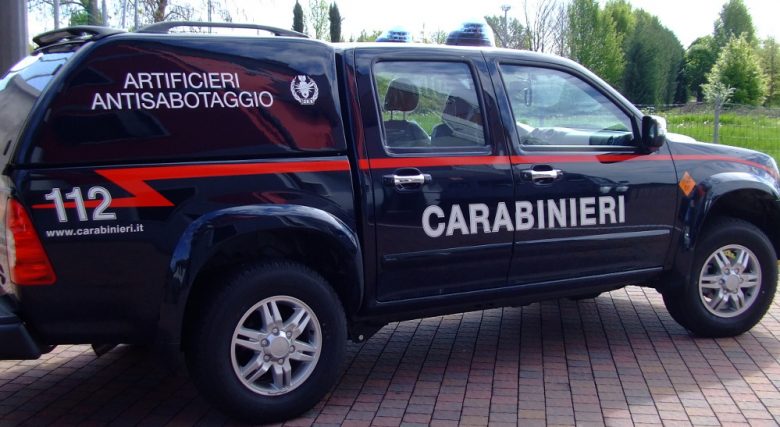 Giussano, allarme bomba al laghetto… ma sono solo delle videocassette