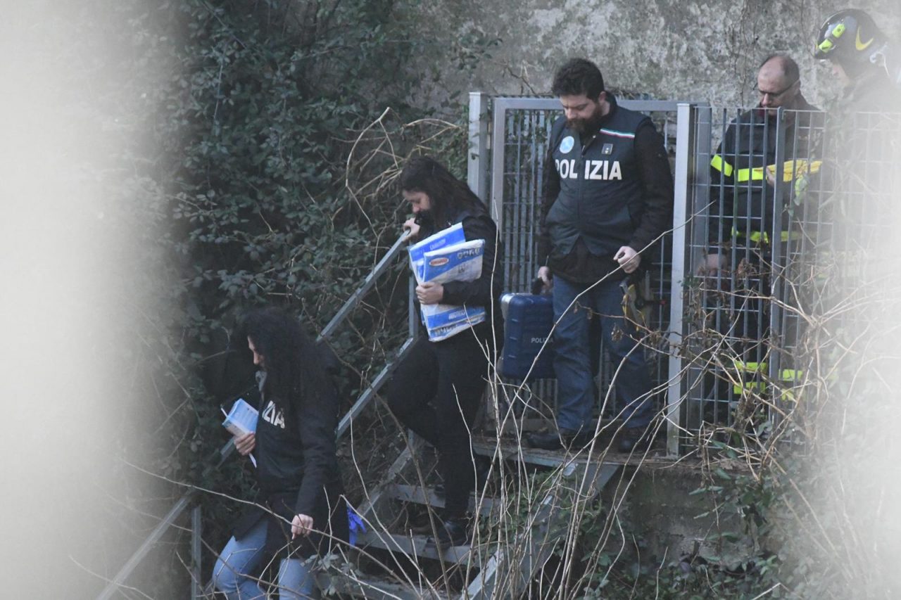 Travolto dal treno in galleria, ipotesi suicidio