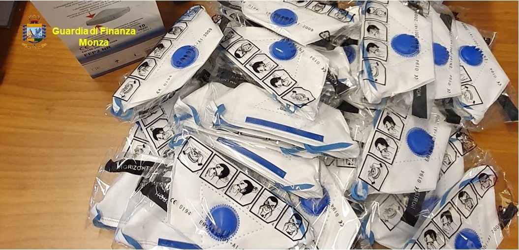 Mascherine a prezzi folli, denunciata parafarmacia