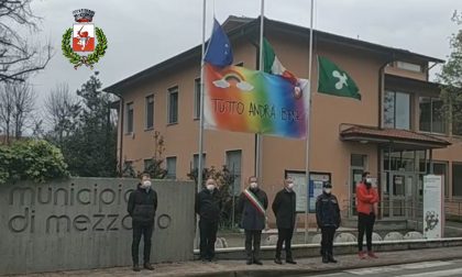 A Mezzago un minuto di silenzio molto particolare