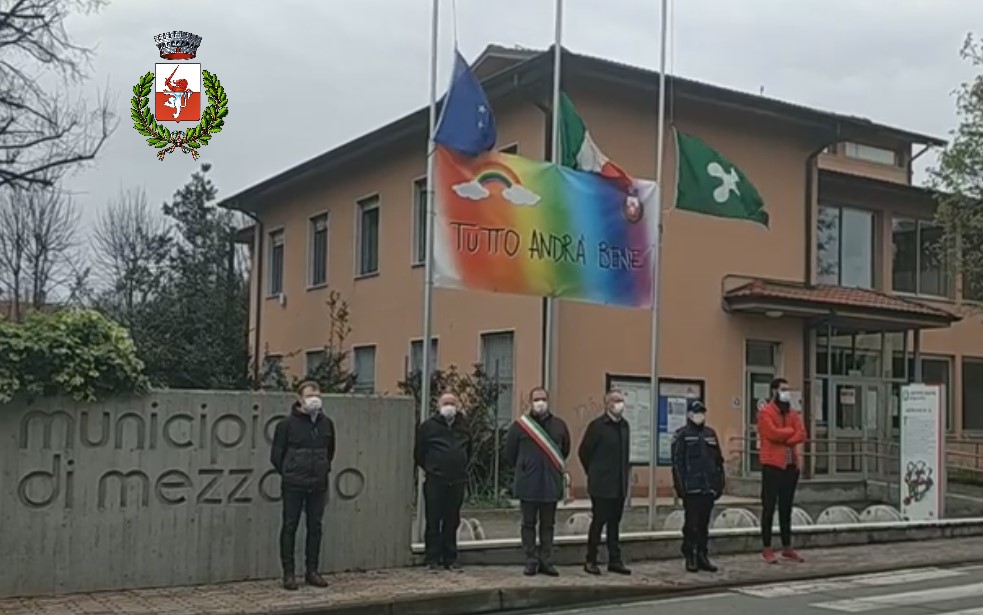 A Mezzago un minuto di silenzio molto particolare