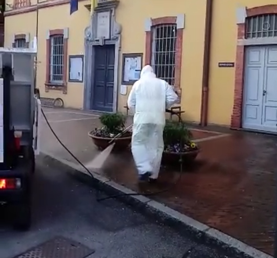 Partita la sanificazione delle strade a Briosco VIDEO