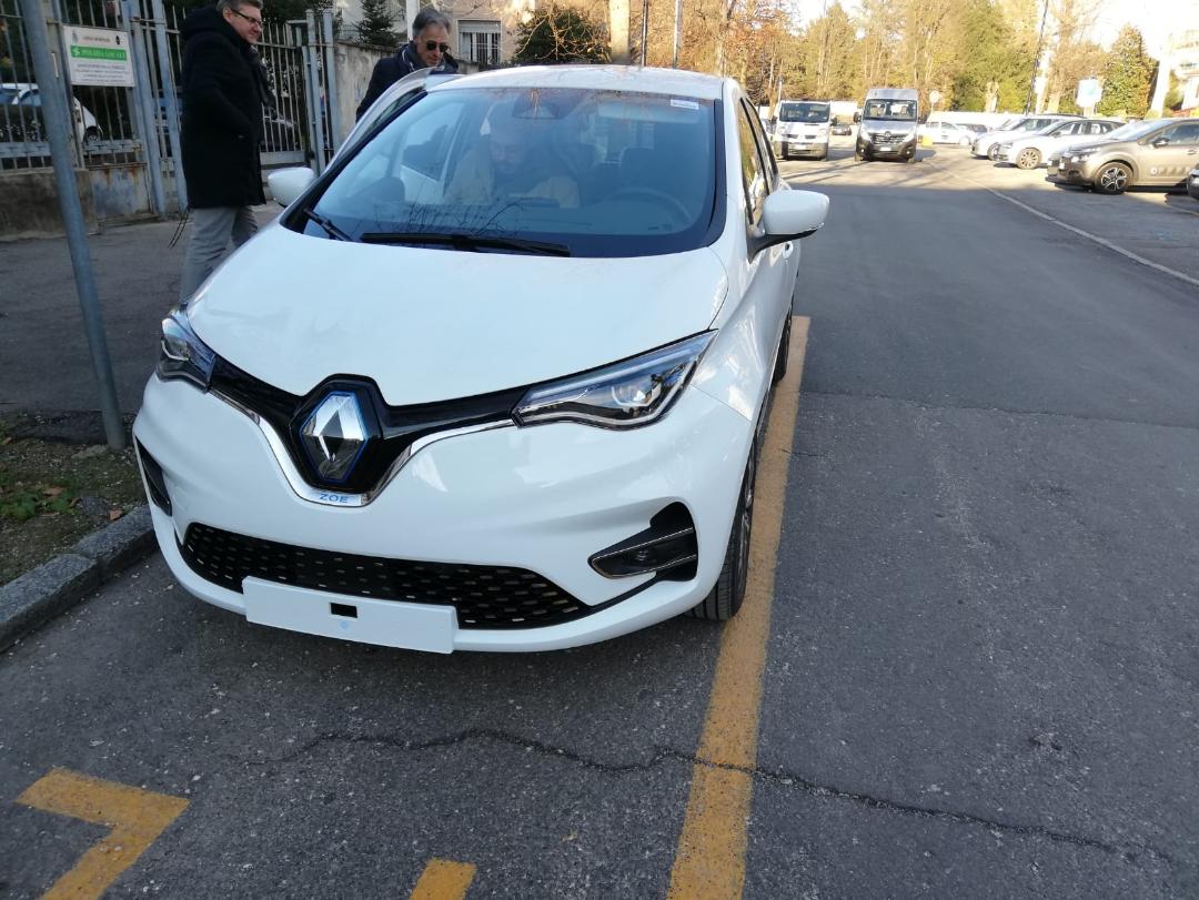 Seveso, Regione finanzia il Comune per l’acquisto di un’auto elettrica