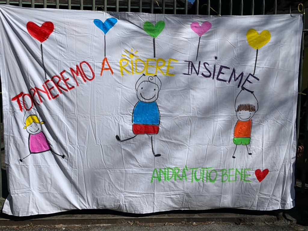 Non aprono le scuole, rivolta delle mamme