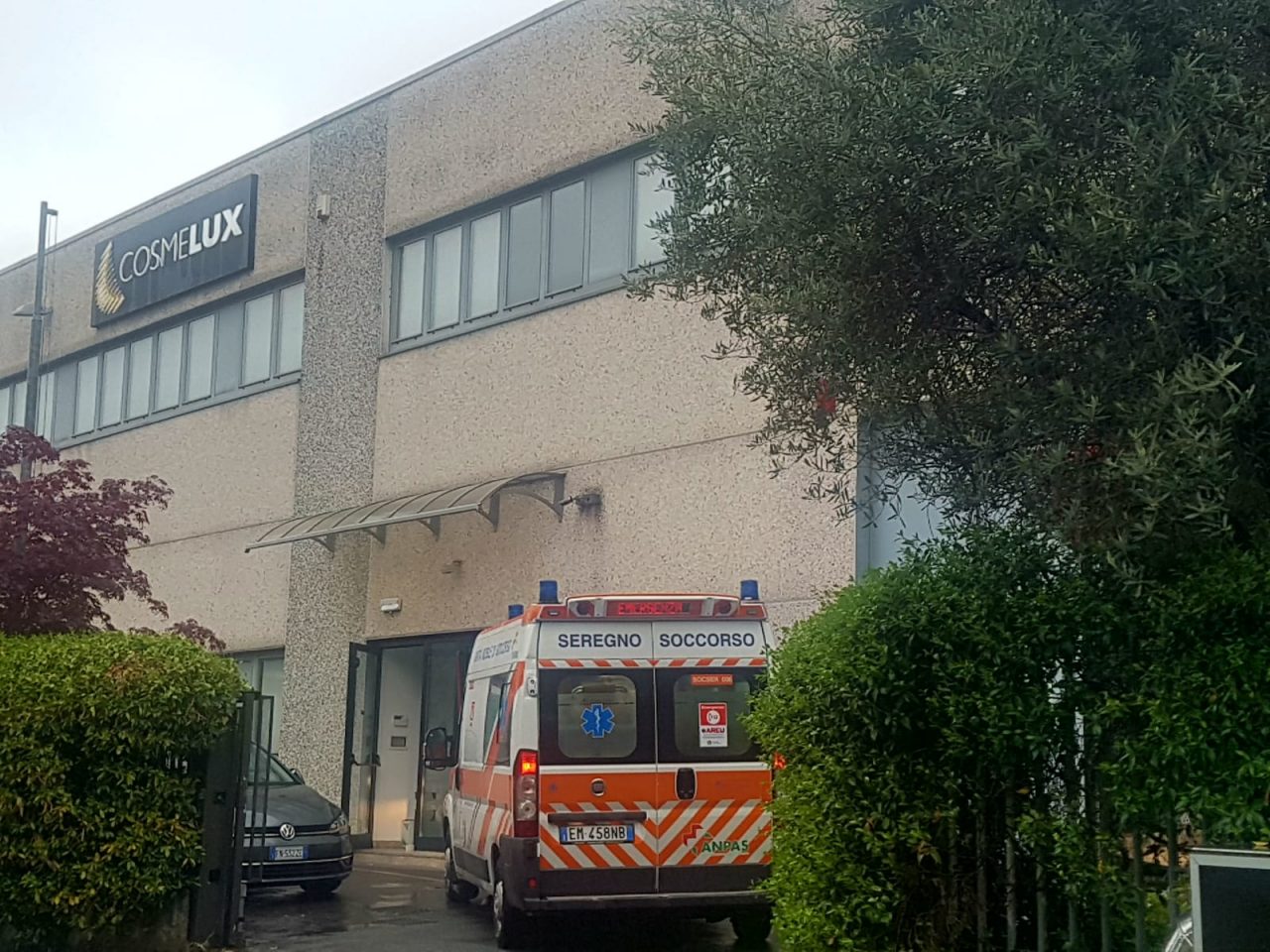 Giovane operaio accusa un malore