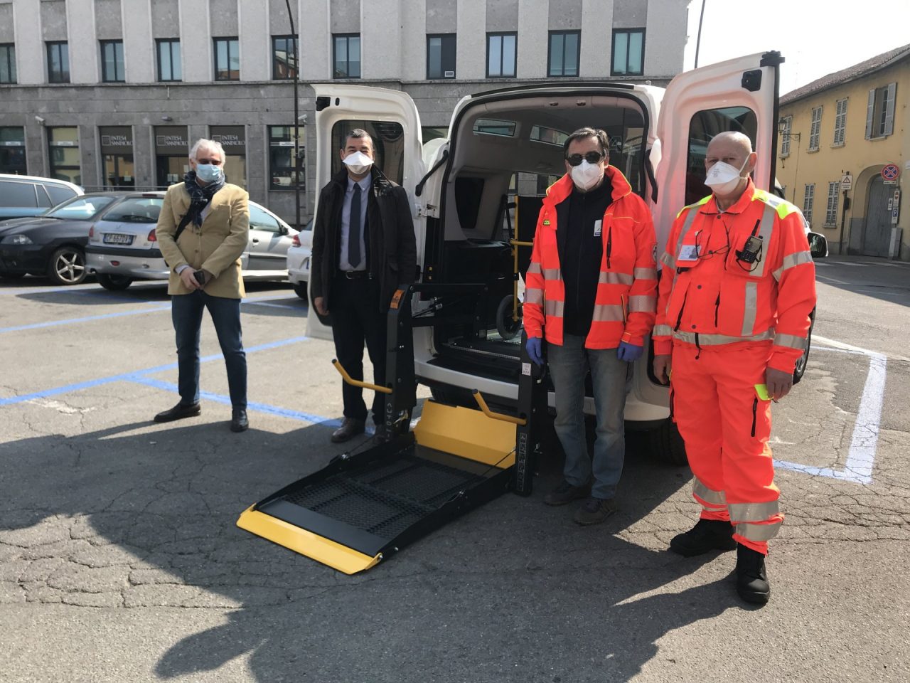 Coronavirus: ad Avps un nuovo mezzo per il trasporto dei malati