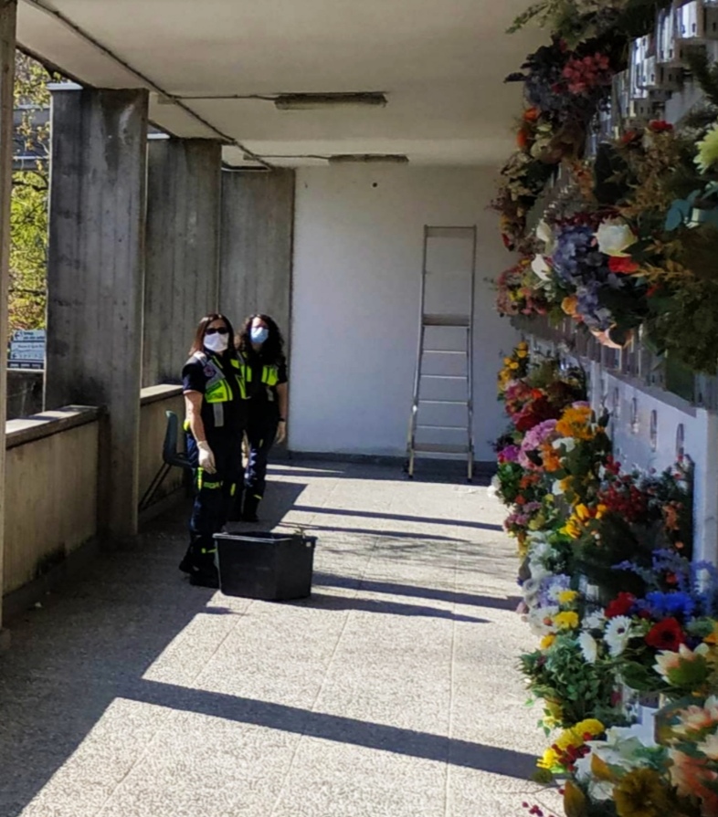 Ramoscelli d’ulivo nei cimiteri di Agrate e Omate