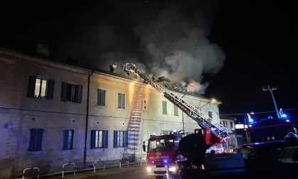 Carnate: fiamme in Cascina Camperia, famiglie evacuate