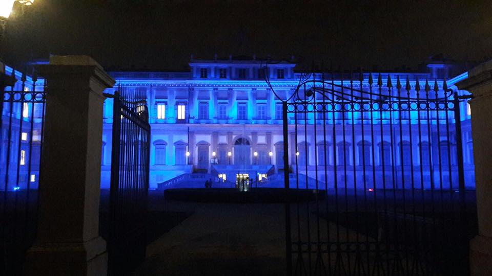 Villa Reale blu, domani torna Tricolore per Coronavirus