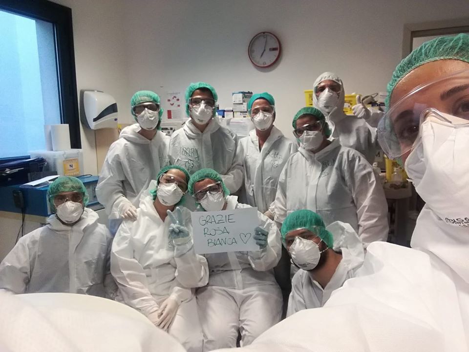 Gli infermieri dell’ospedale di Vimercate ringraziano gli studenti di Concorezzo