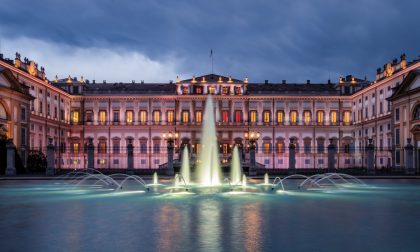 La Villa Reale si illumina di viola in occasione della Giornata Mondiale della Fibromialgia