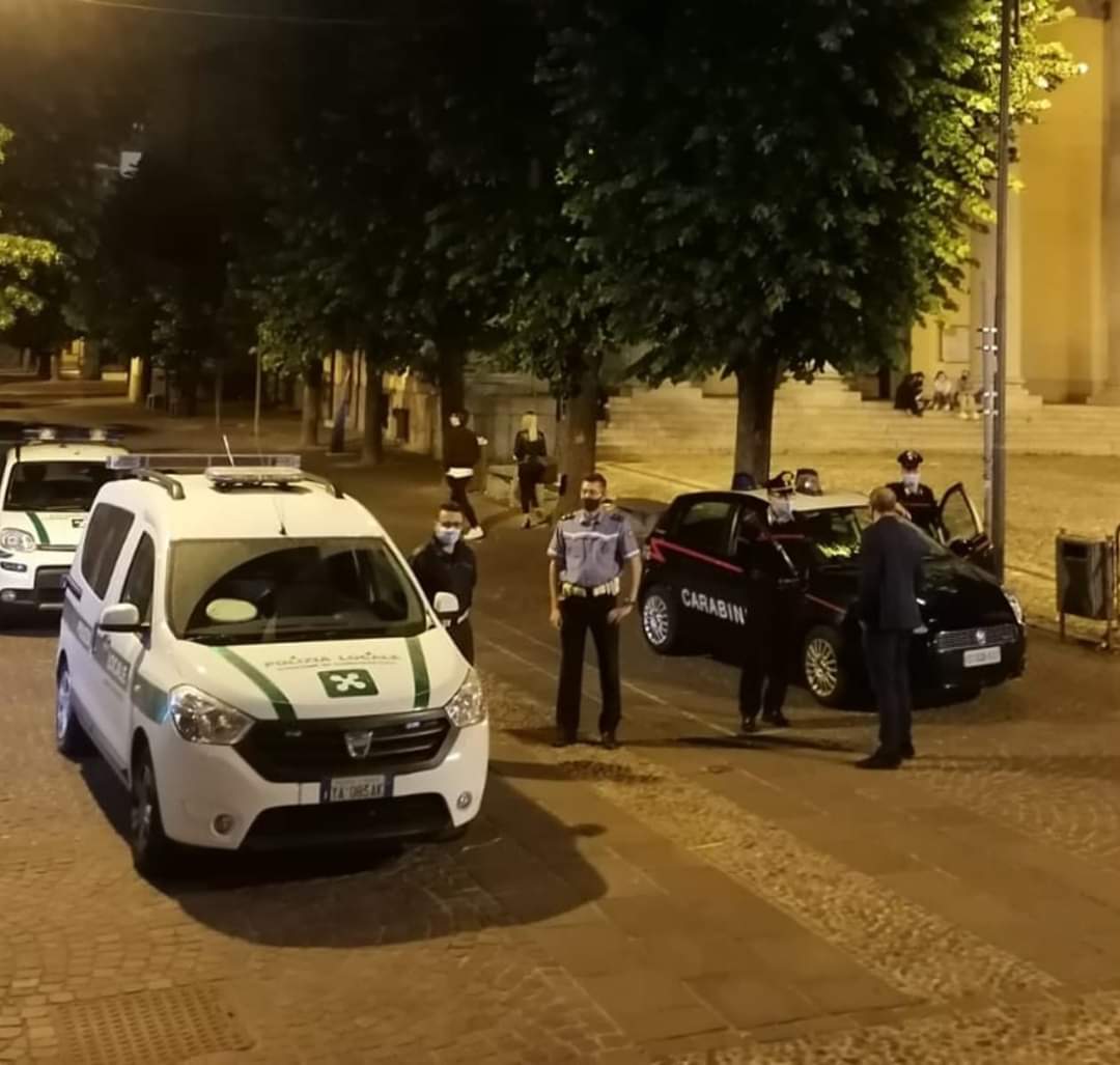 Stop agli schiamazzi notturni, l’ordinanza del sindaco