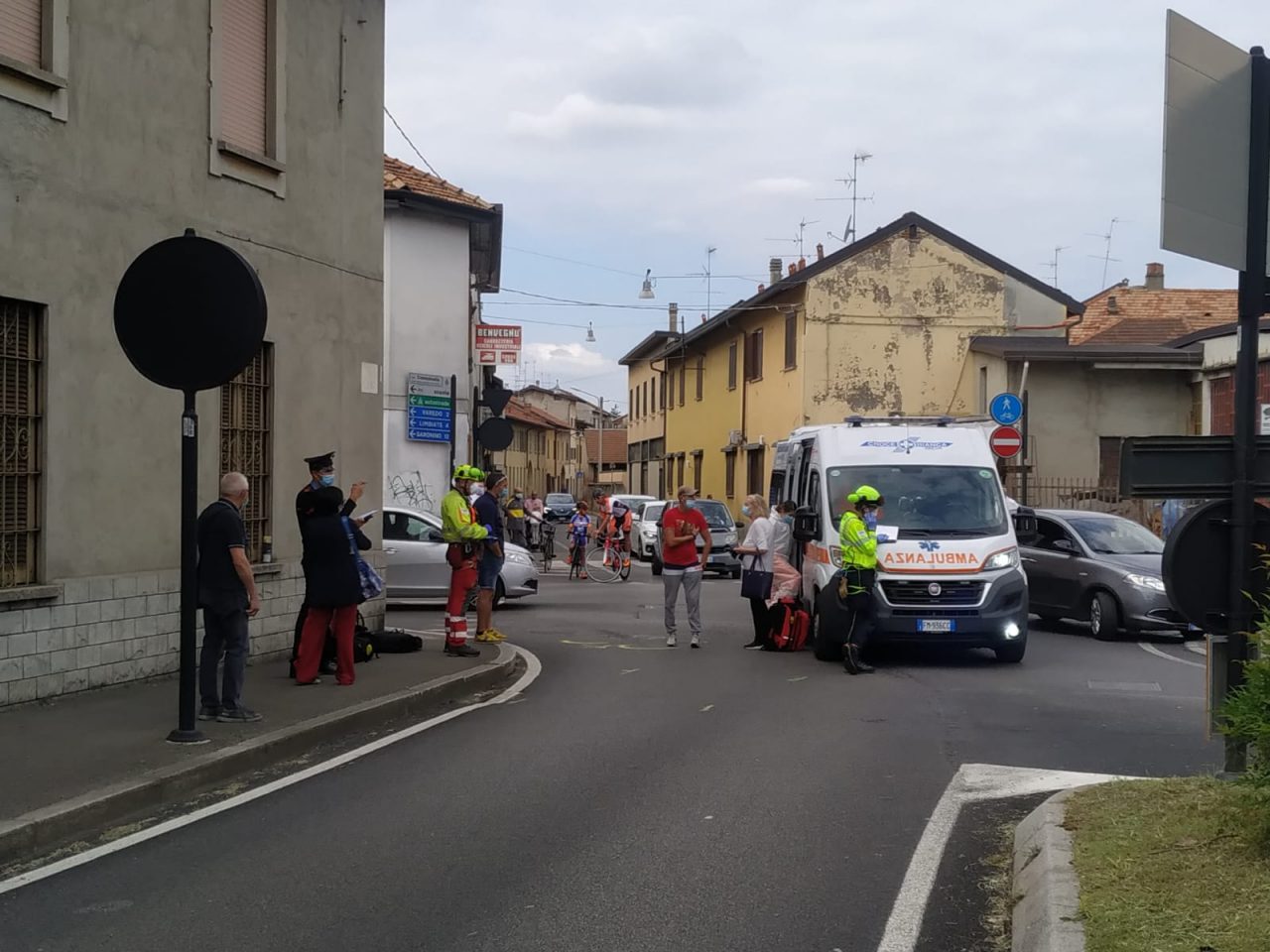 Ciclista investito a Bovisio Masciago, interviene l’elisoccorso FOTO e VIDEO