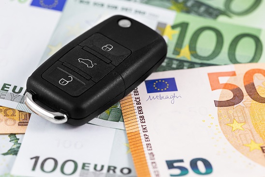 Assicurazione auto in Brianza: tariffe in calo del 17% rispetto al 2019
