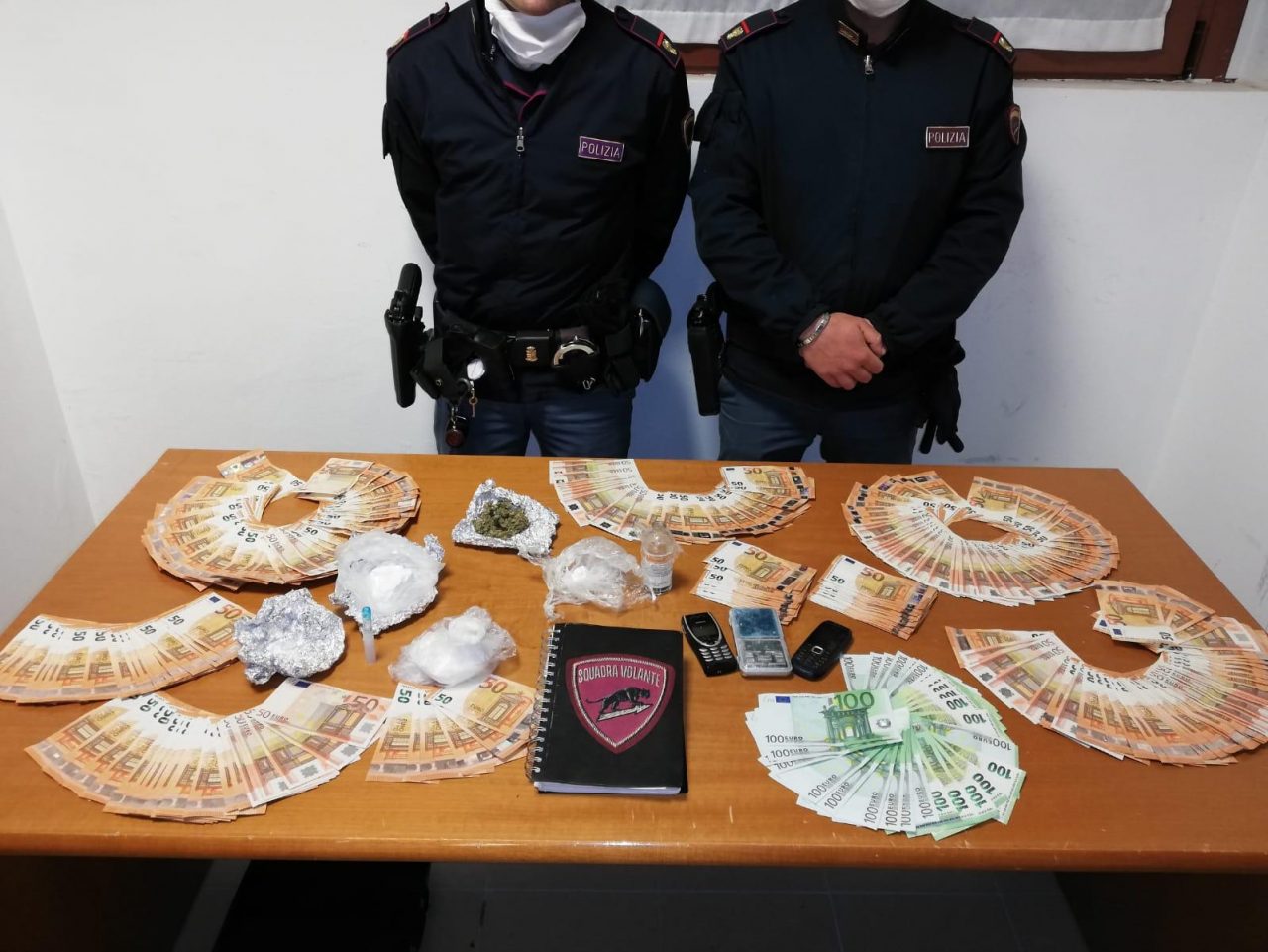 Dalle brioches alla cocaina, barista arrestato per spaccio