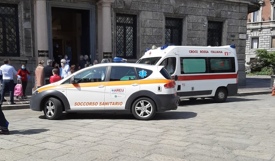Malore in banca: paura per un 32enne