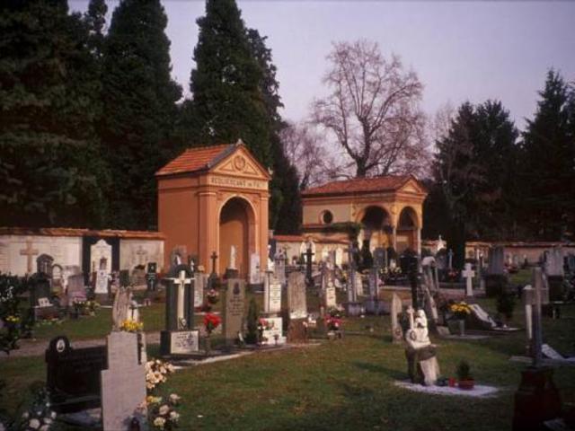 A Vimercate cimiteri aperti solo per le cerimonie funebri